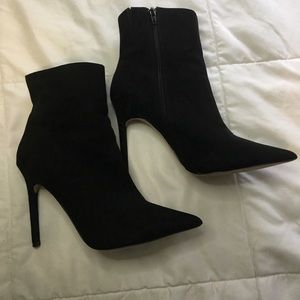 Express pointed toe bootie